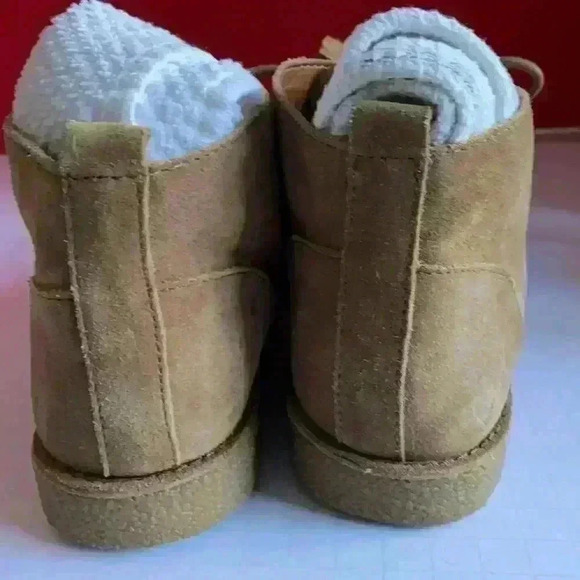 Lucky Brand women’s Eberline suede shoes - Picture 7 of 9